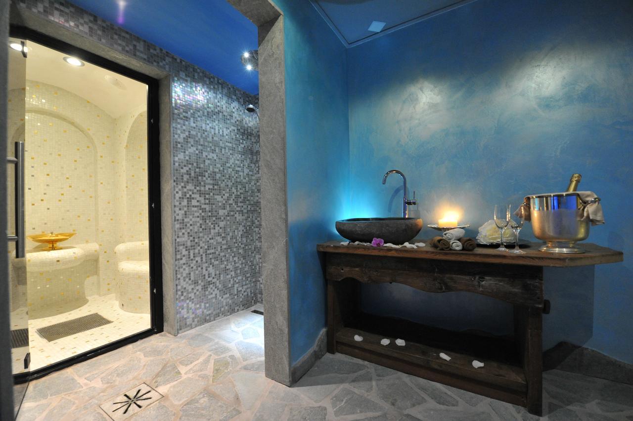 Hotel Bucaneve Breuil-Cervinia Exterior photo
